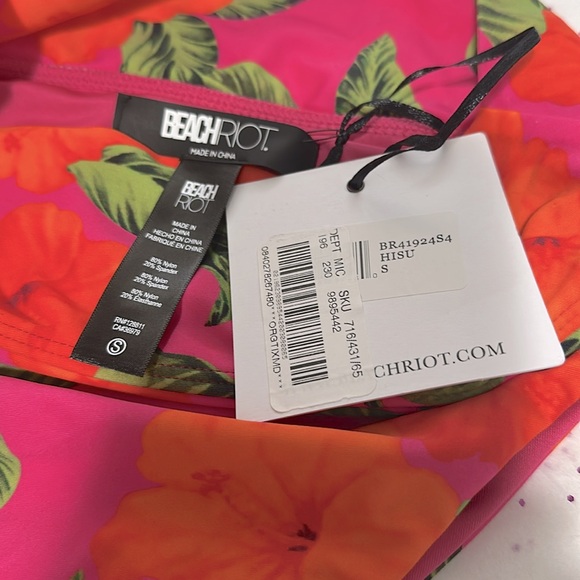 NWT BEACH RIOT
HIGHWAY BOTTOM - Picture 7 of 7